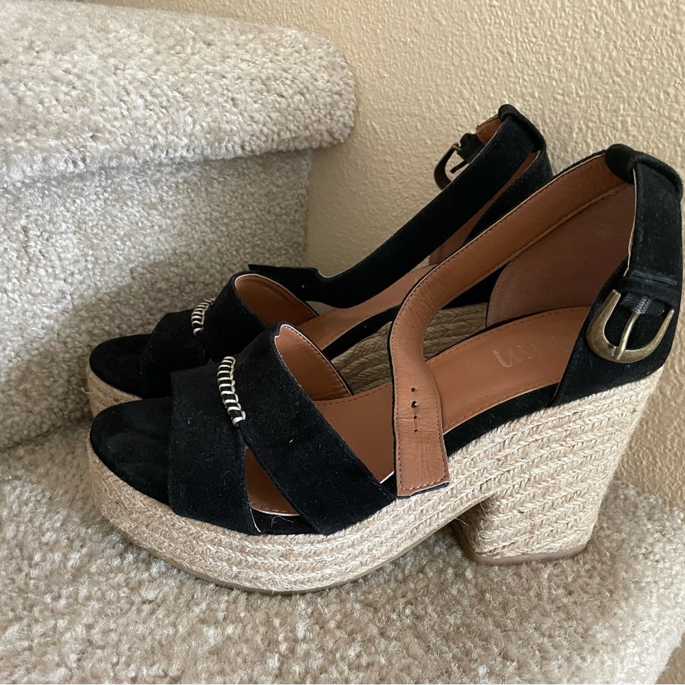 Heels size 6.5. Used once, excellent condition.